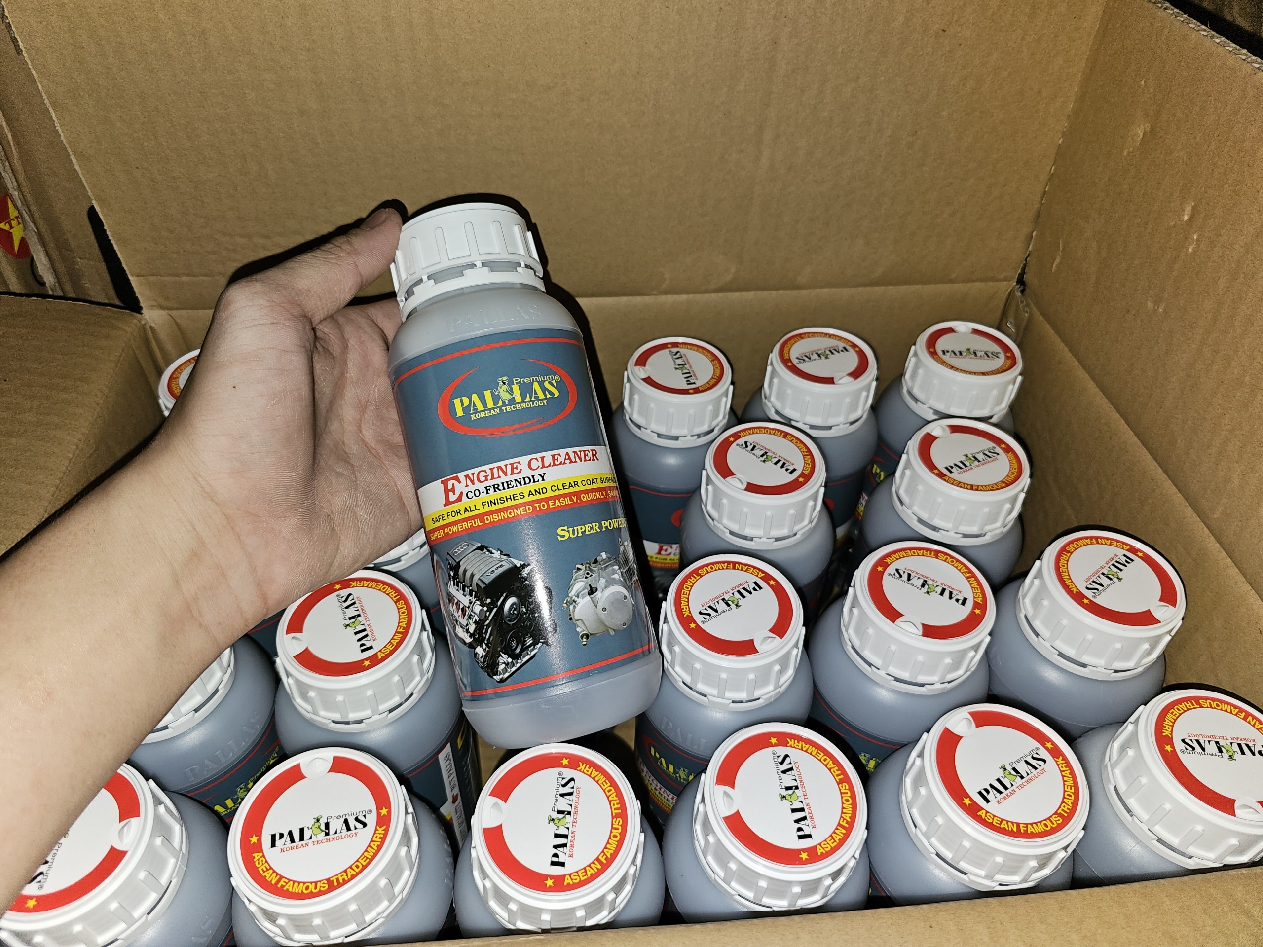[HCM]Combo 5 Chai Tẩy Lốc Máy Siêu Sạch Pallas 620ml