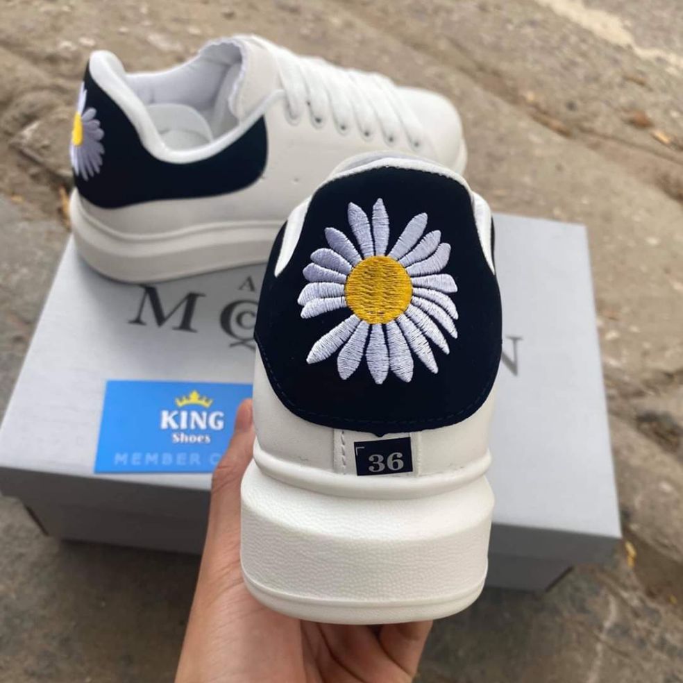 ẢNH THẬT giầy thể thao hoa cúc nam nữ mc q u e e nn nn vnxk