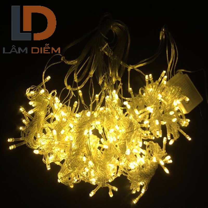 đèn trang trí dạng màn thác nước 3m x 2m5 bóng 180 bóng led v8 rũ 10 sợi nhiều chế độ chớp