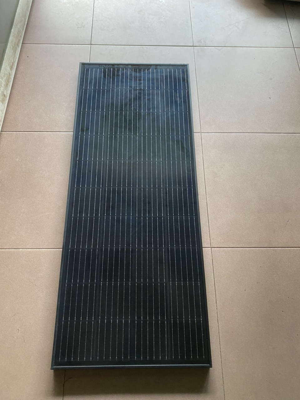 2 TẤM PIN NĂNG LƯỢNG MẶT TRỜI 100W ( 200W).