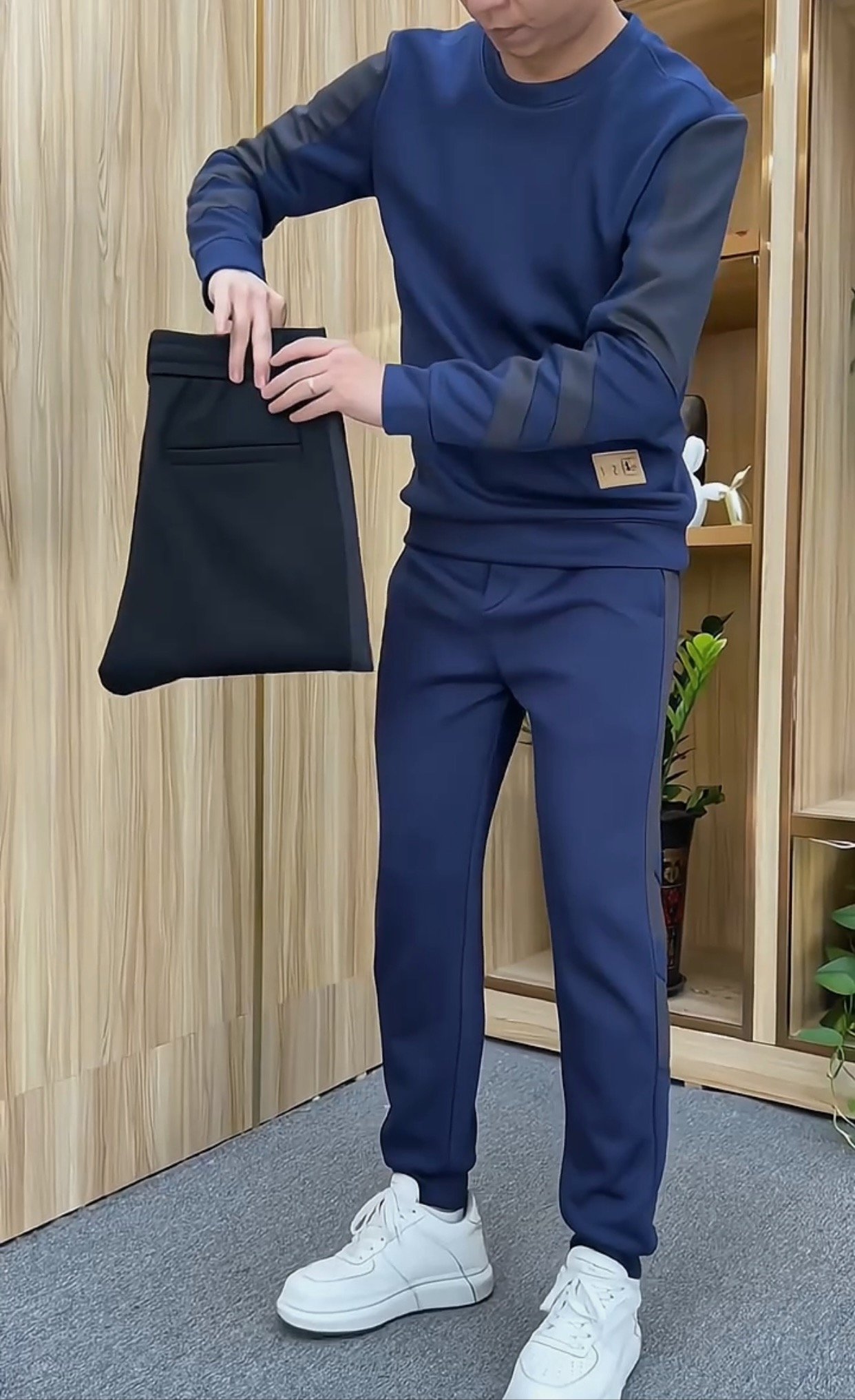 Bộ nỉ Umi cổ tròn Nam thể thao
