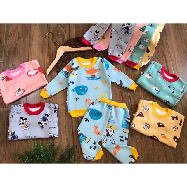 Bộ nỉ lót lông cho bé trai bé gái sơ sinh 3-13kg chui đầu mặt trong được lót lốp lông mềm nhẹ giúp giữ ấm cho bé sơ sinh