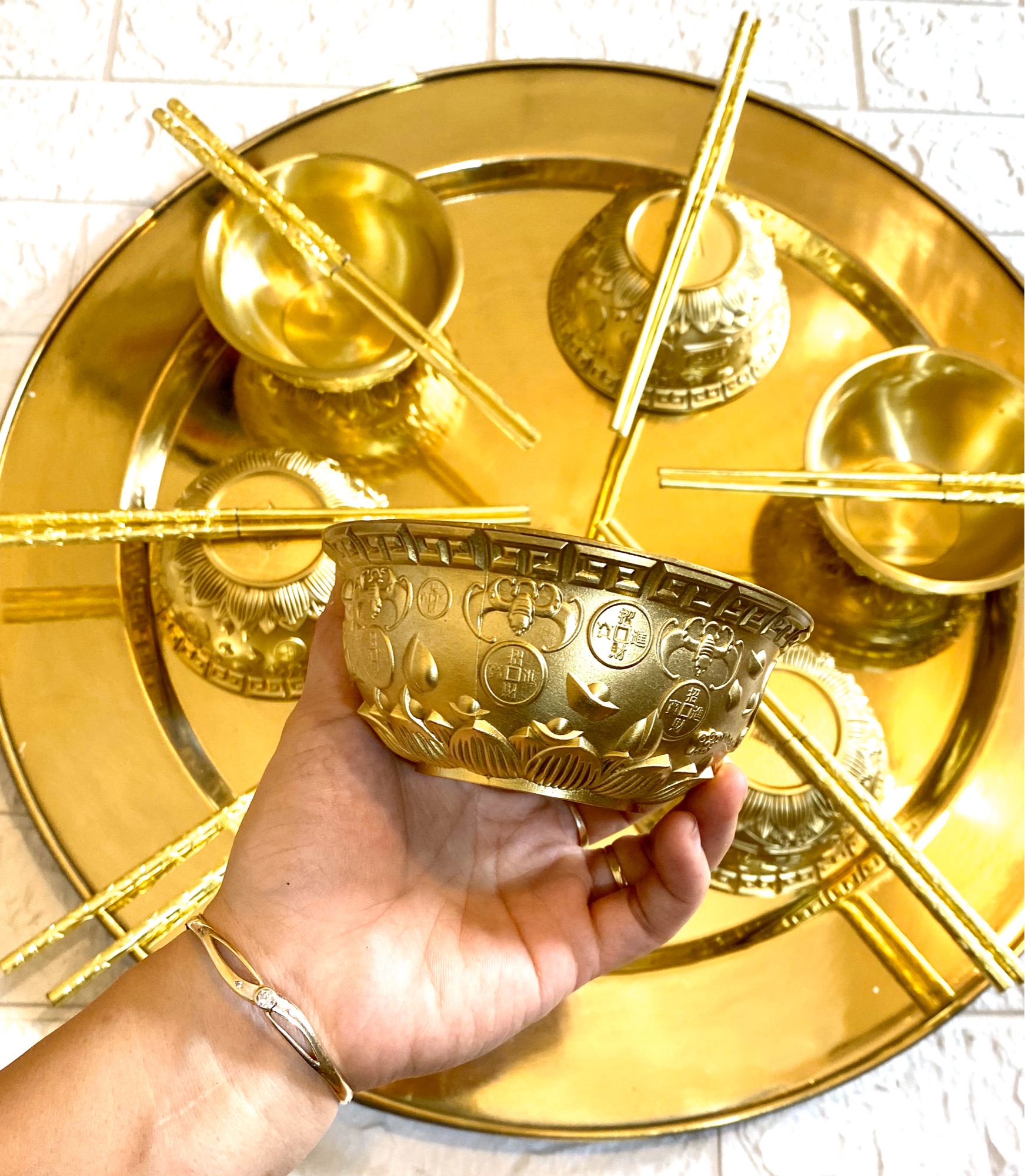BỘ MÂM BÁT ĐŨA: chất liệu bằng đồng