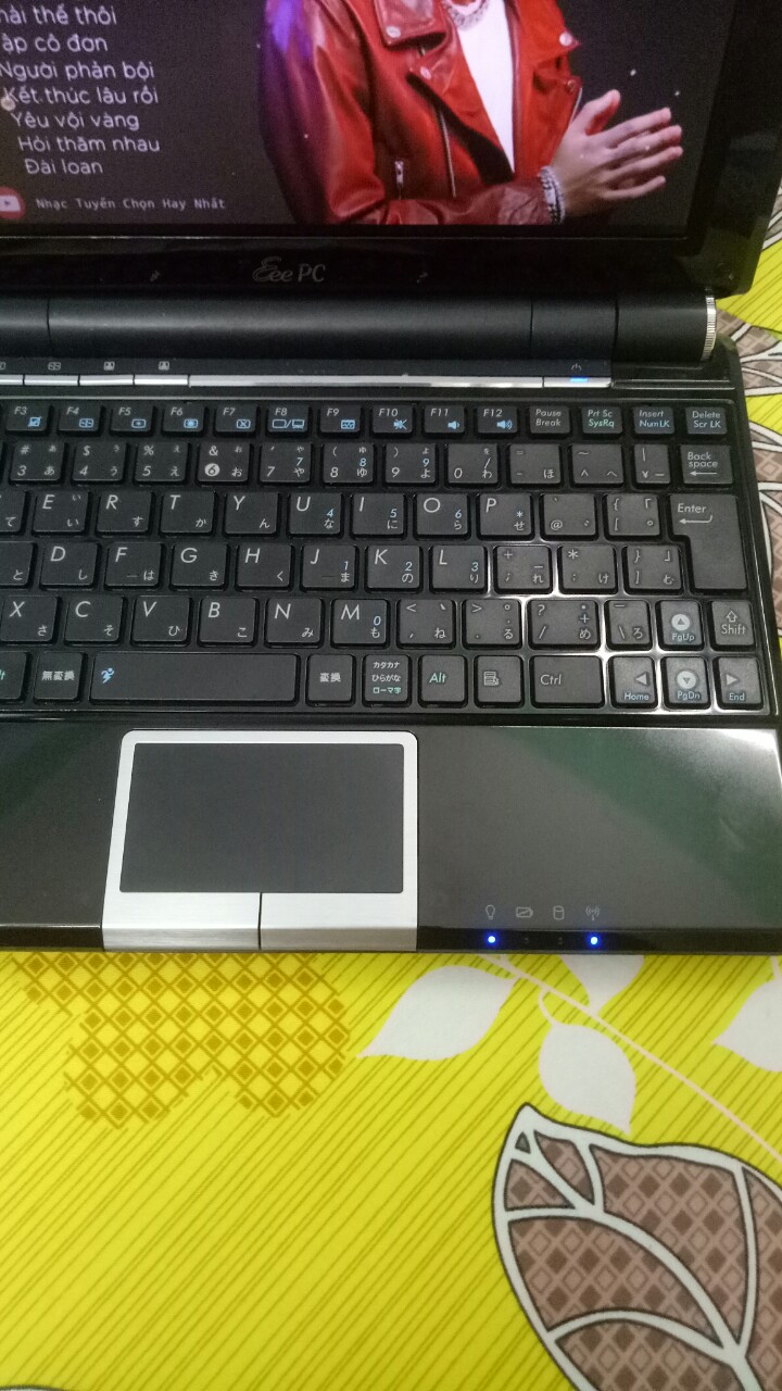 laptop ASUS mini, ram 2g hdd ,120G