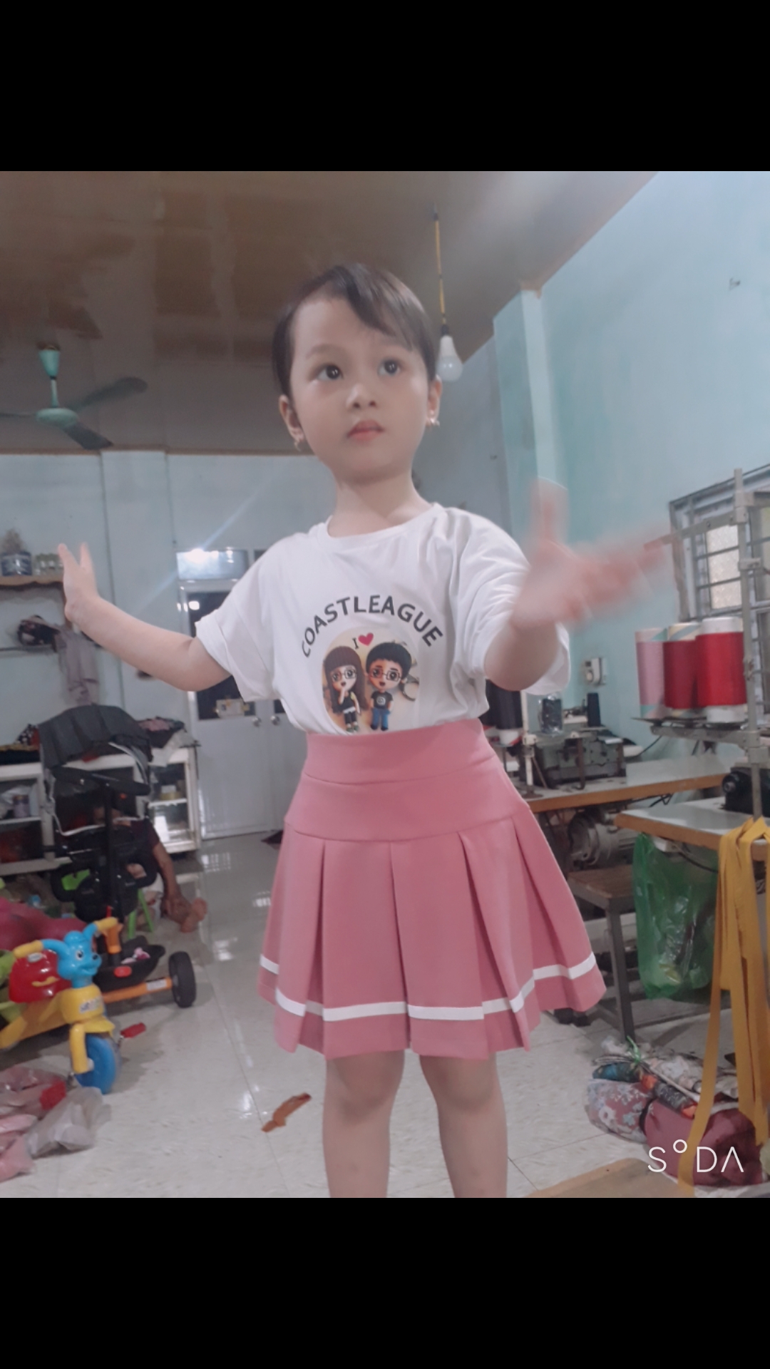 chân váy trẻ em ly úp