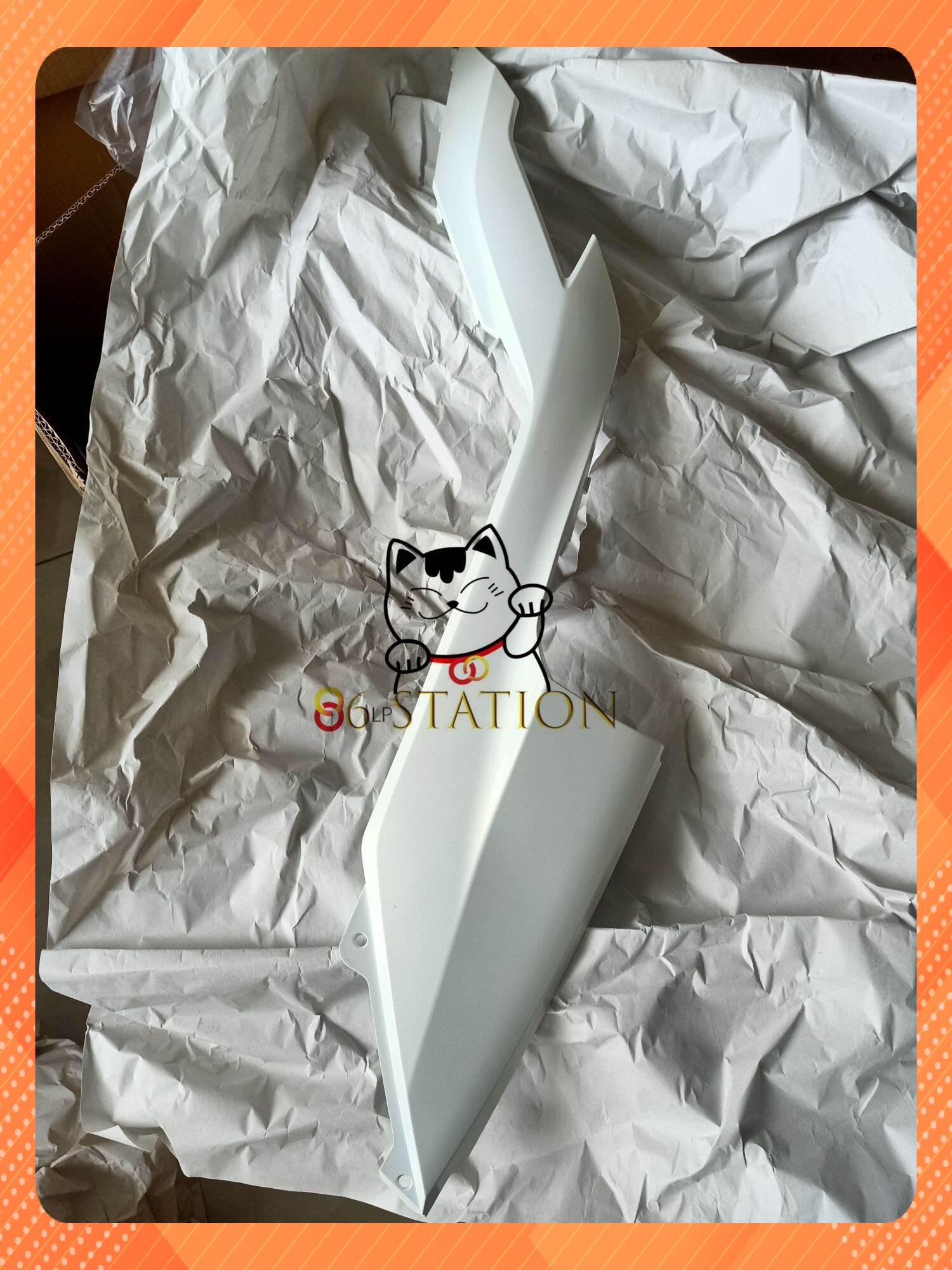 lườn vario click 2018-2021 màu trắng