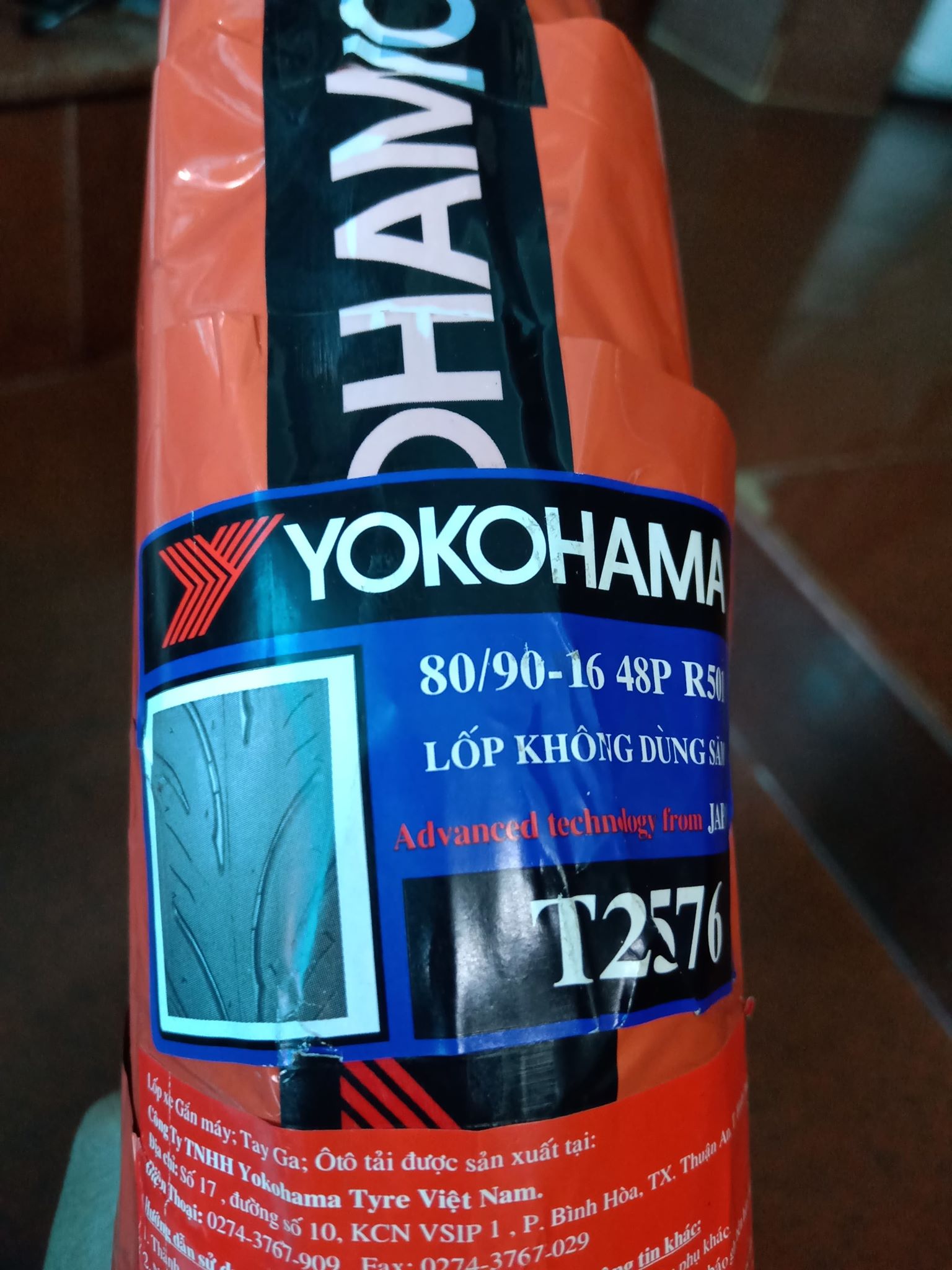 Lốp xe máy YOKOHAMA 80/90-16 ( Bánh sau Nouvo )