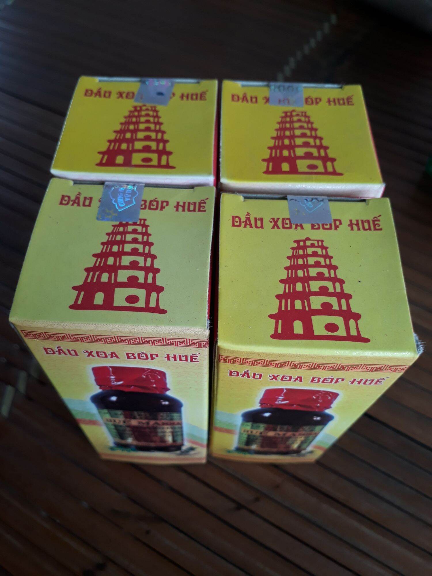 3 Dầu xoa bóp Huế hiệu Cung Đình Vỹ Dạ ( chính hãng 3 chai x 60ml, massage loại đặc biệt )