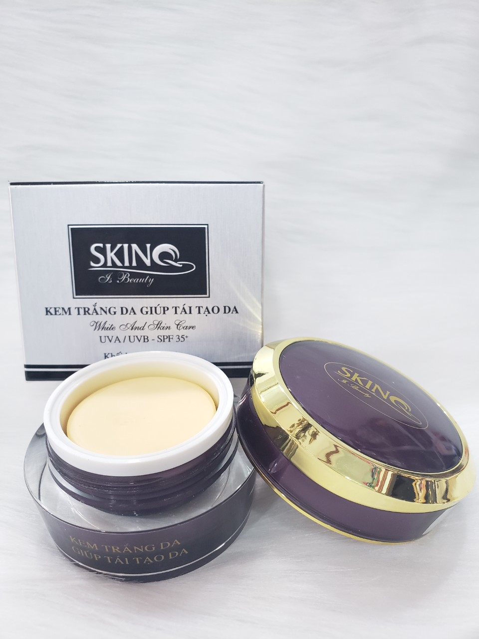 [HCM]Kem Trắng Da Giúp Tái Tạo Da SKINQ 20G