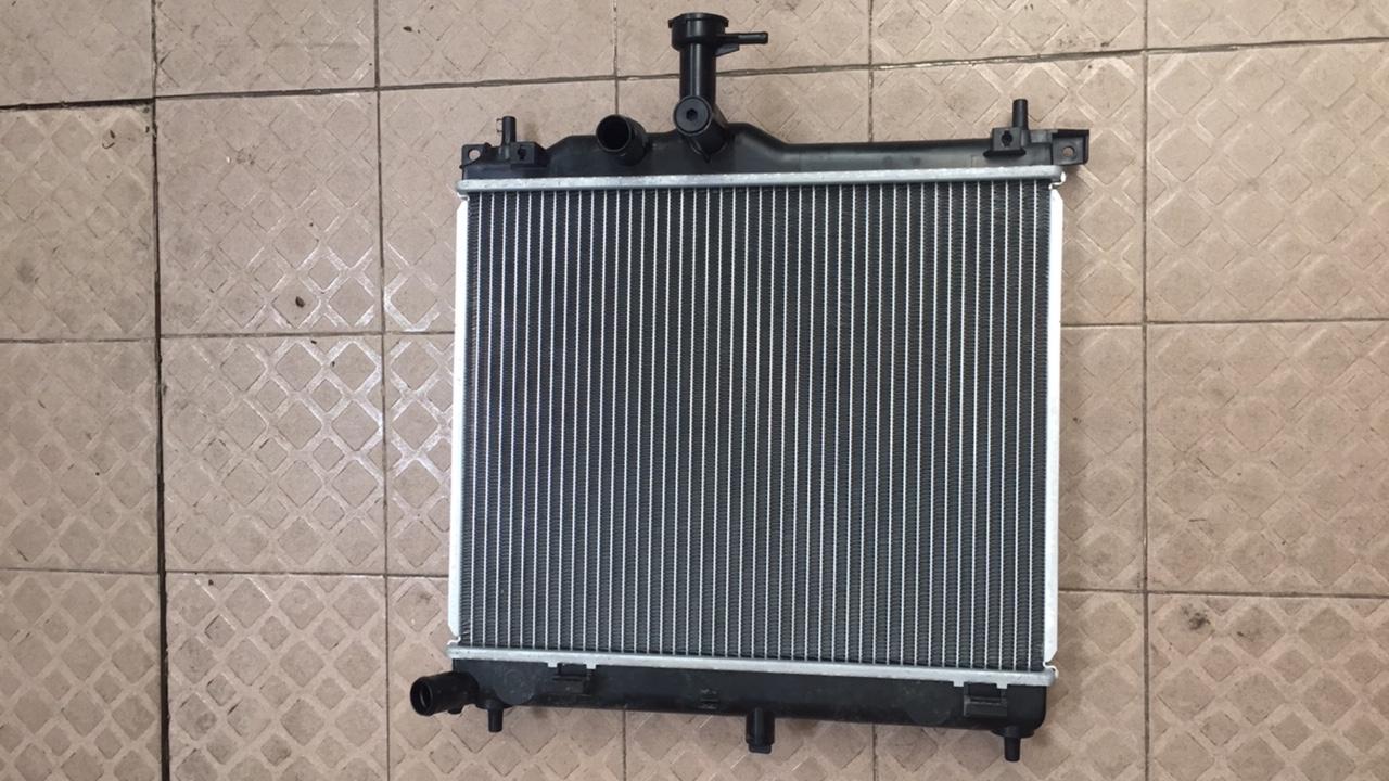 Két nước Suzuki Wagon R+