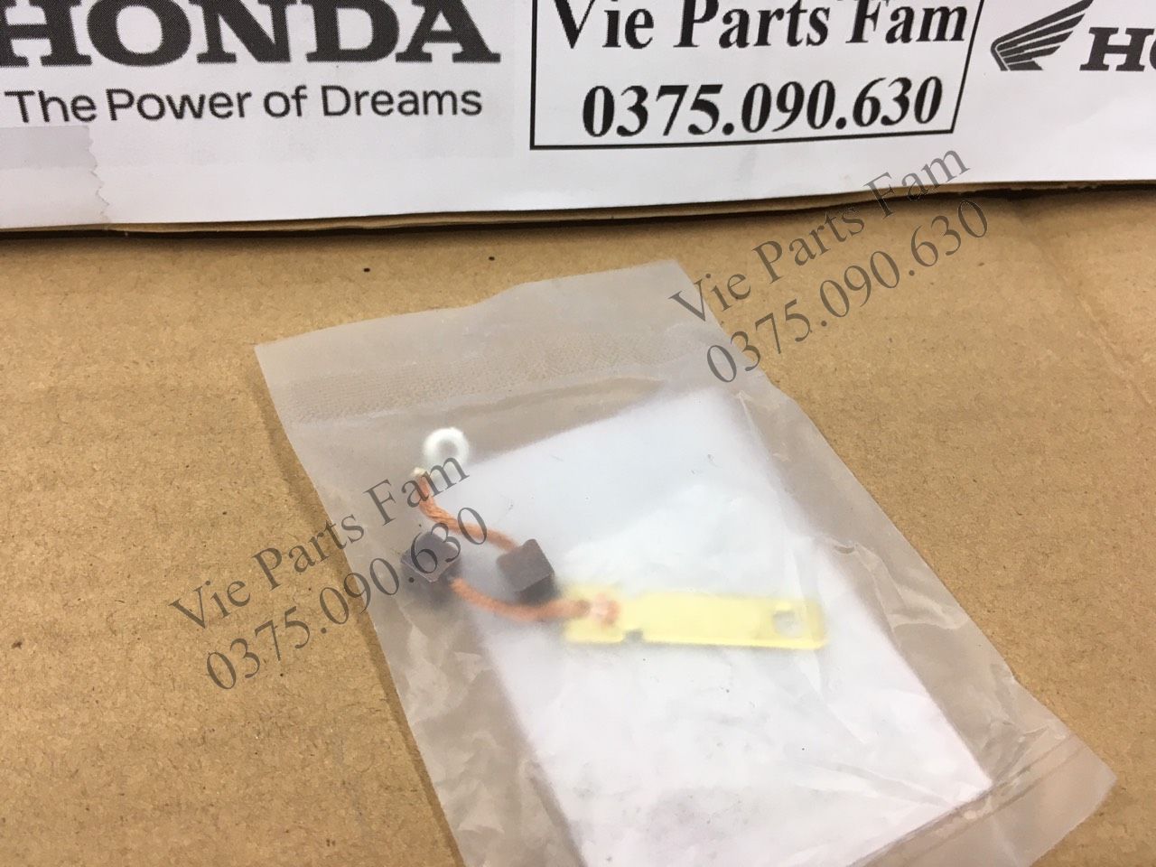 BỘ THAN ĐỀ/CHỔI THAN DREAM 100cc/ WAVE A/S/RS/RSX 100cc HONDA