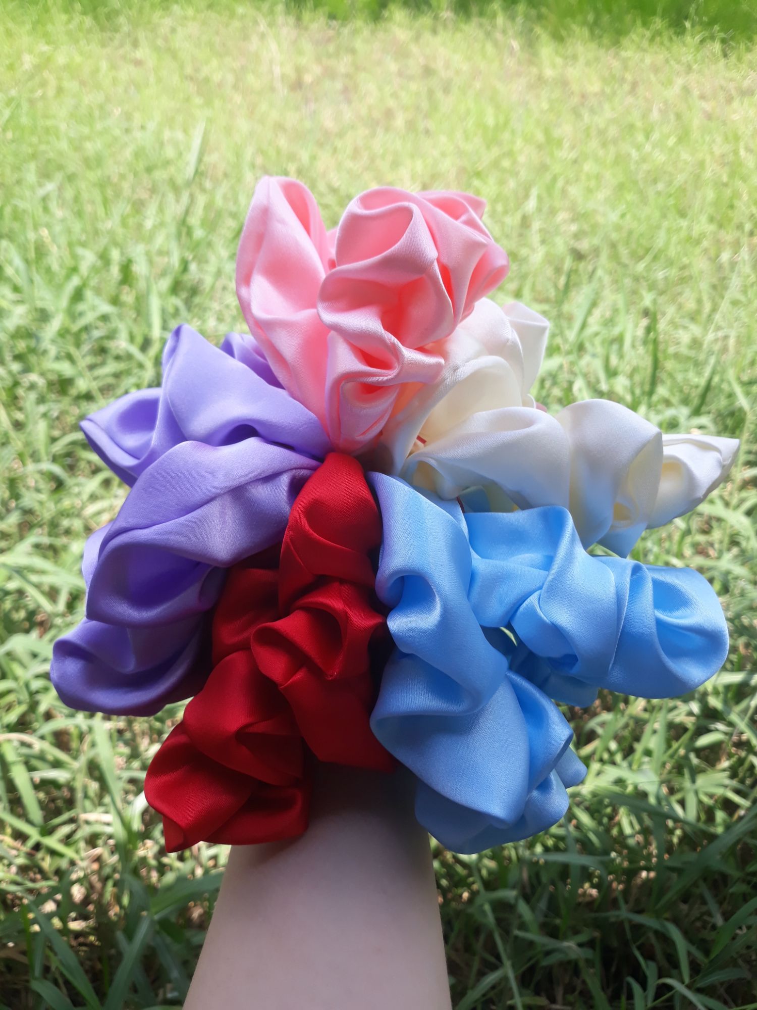 Scrunchies phi bóng