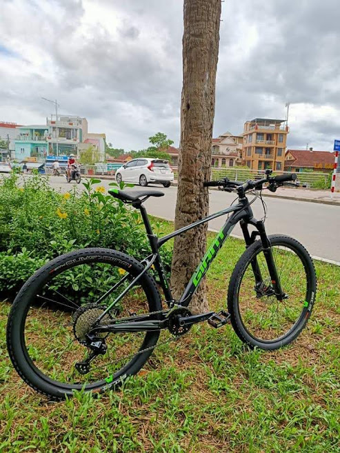 Xe đạp thể thao GIANT XTC SLR 2 2020 group SLX 24 tốc độ