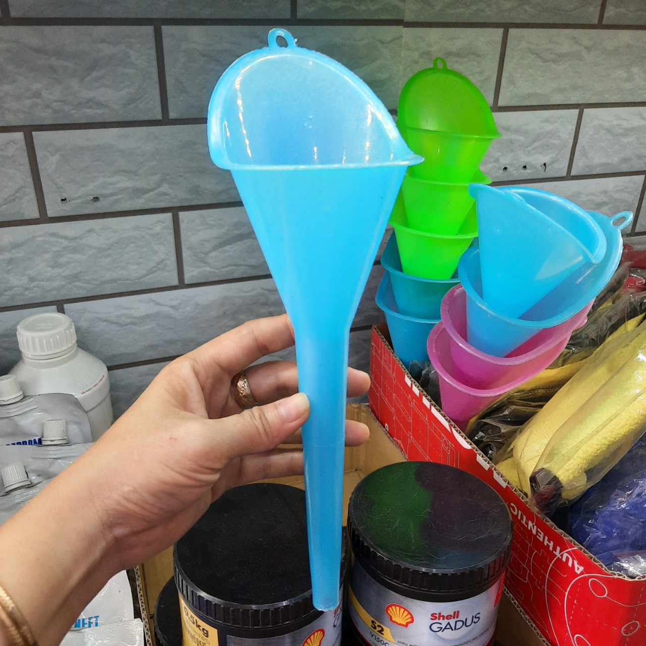 Quặng rót nhớt, chiếc dung dịch dạng lỏng