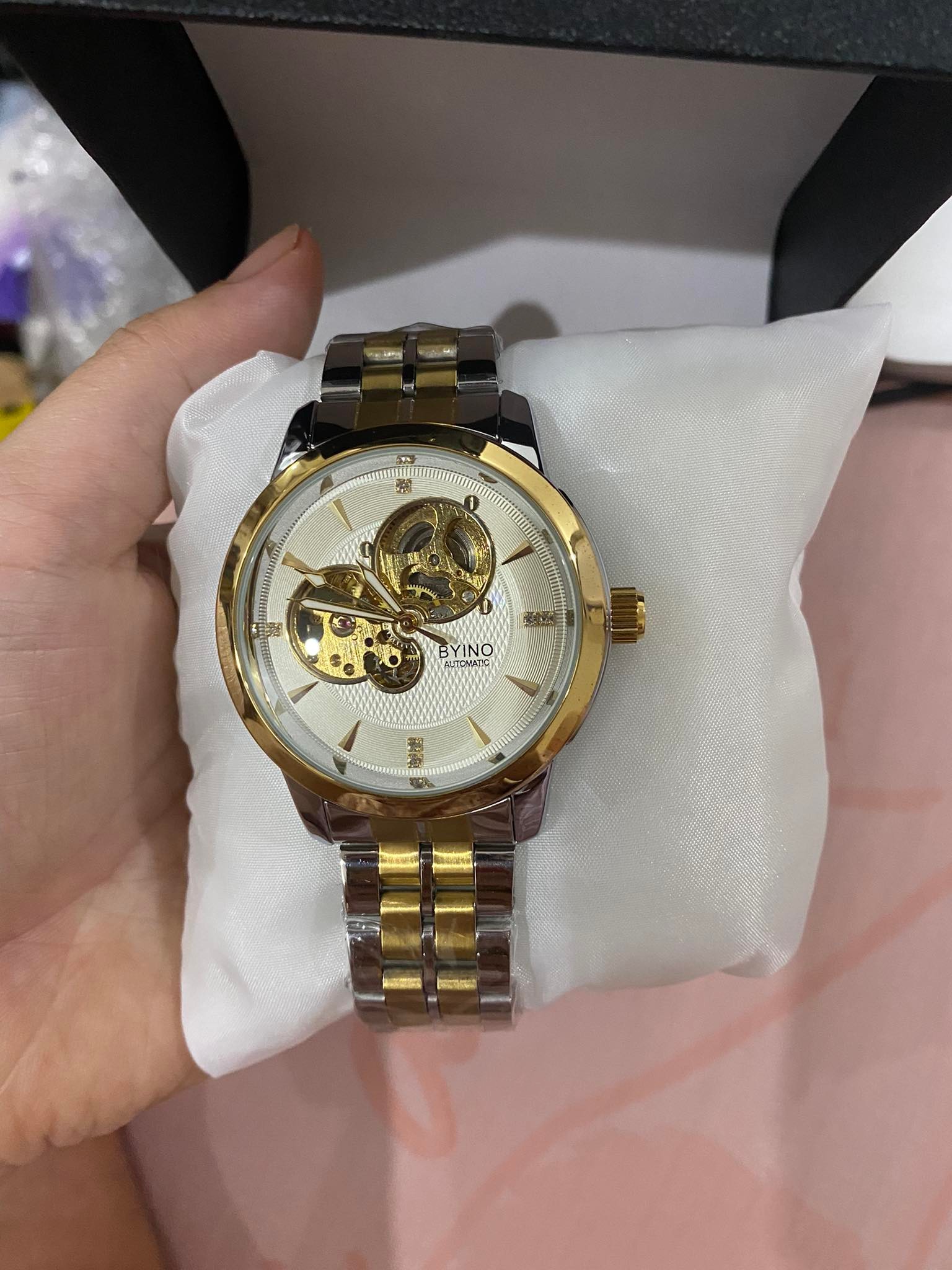 Đồng hồ cơ automatic