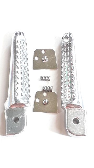 Gác chân nhôm gai kiểu xe Wave x 2 cái