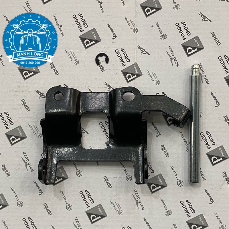 Vespa LX, LXV, S, LT, et seat hinge (original)