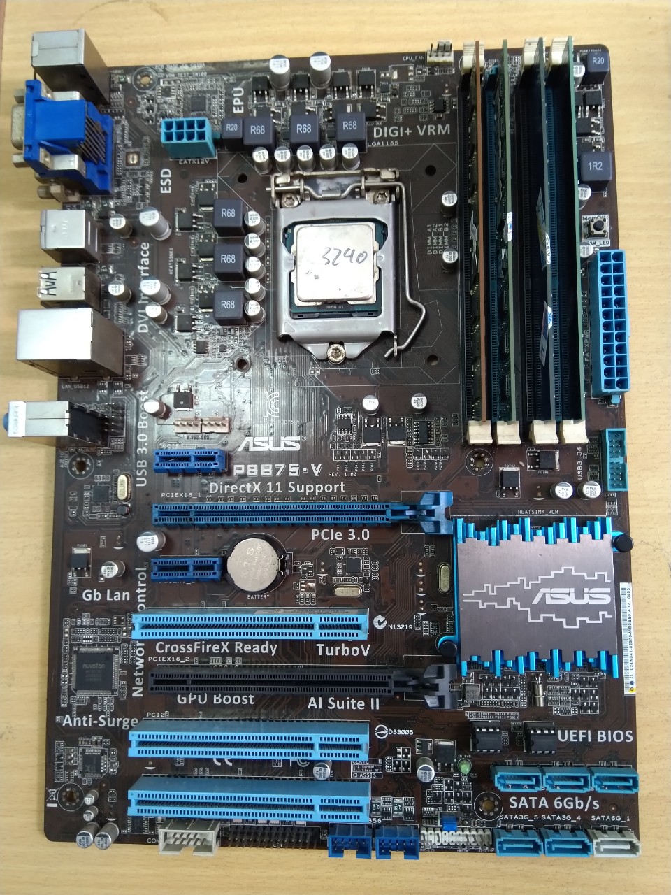 chip máy tính  i3 3220 sk1155