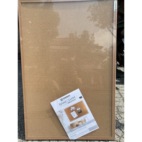 Bảng ghim bần ghi chú khung gỗ treo tường Lie 60x90cm .