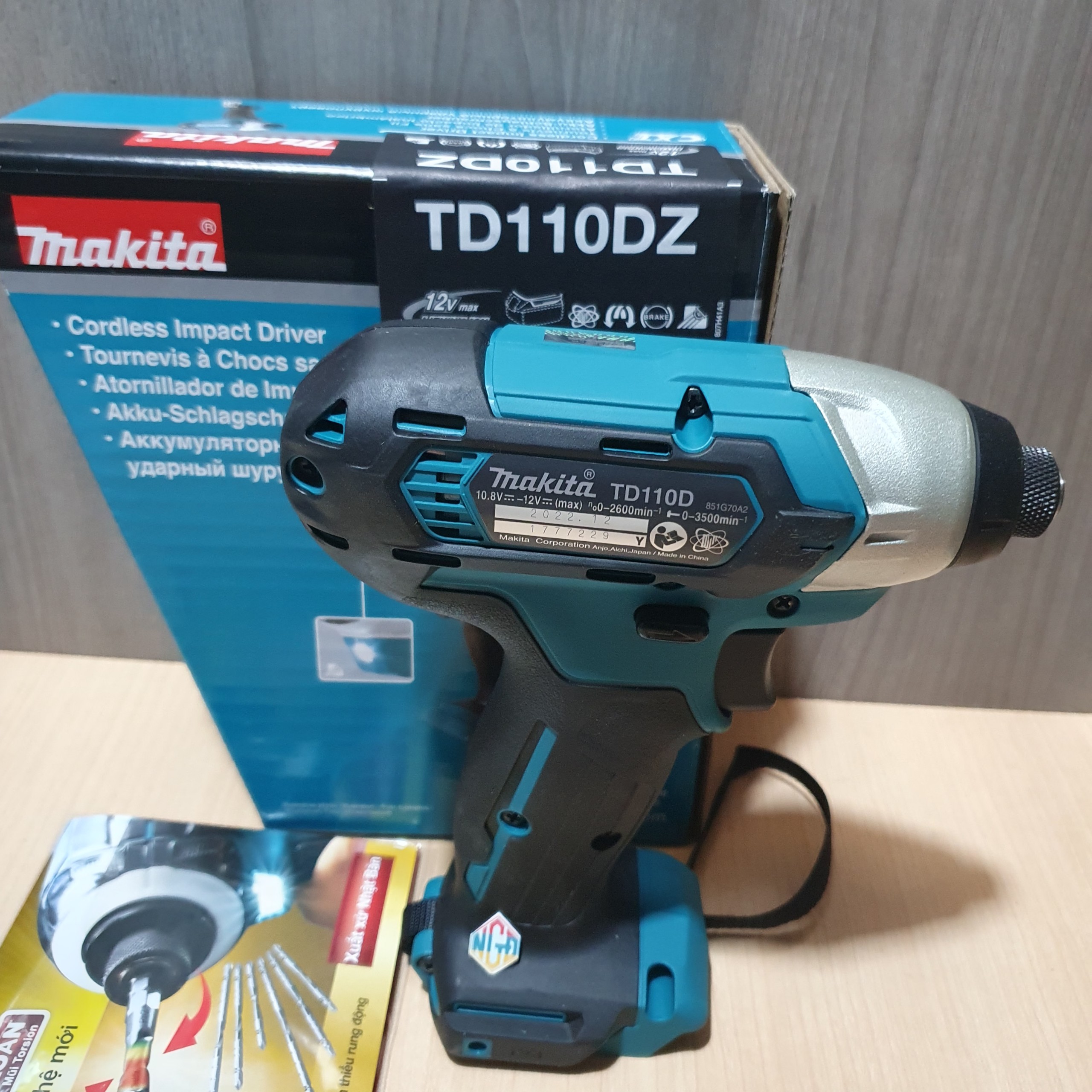 Máy bắt vít dùng pin Makita TD110DZ ( Chưa Pin & Sạc )