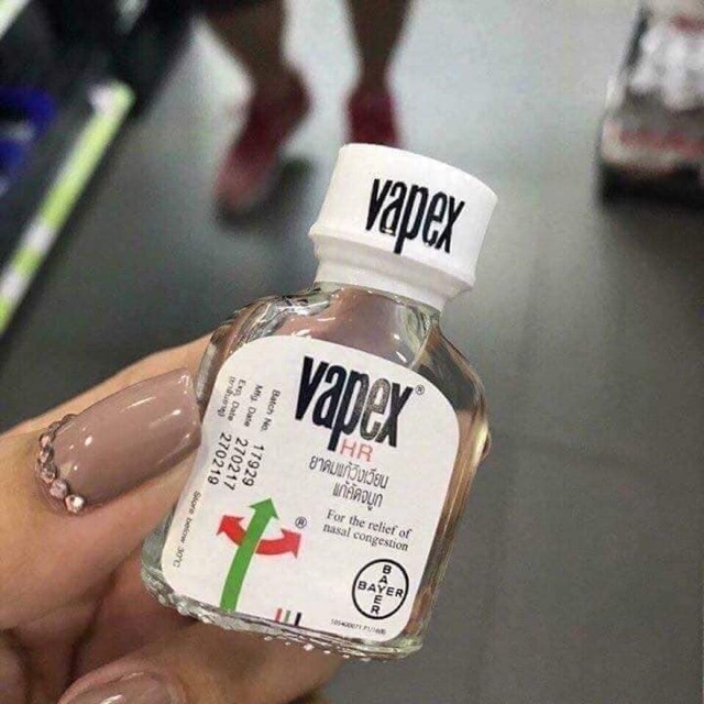 Dầu Nghẹt Mũi Nhức Đầu VAPEX THÁI LAN