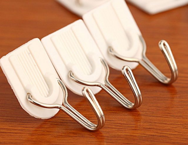 Vĩ 6 Móc Treo Đồ Dán Tường Tiện Dụng