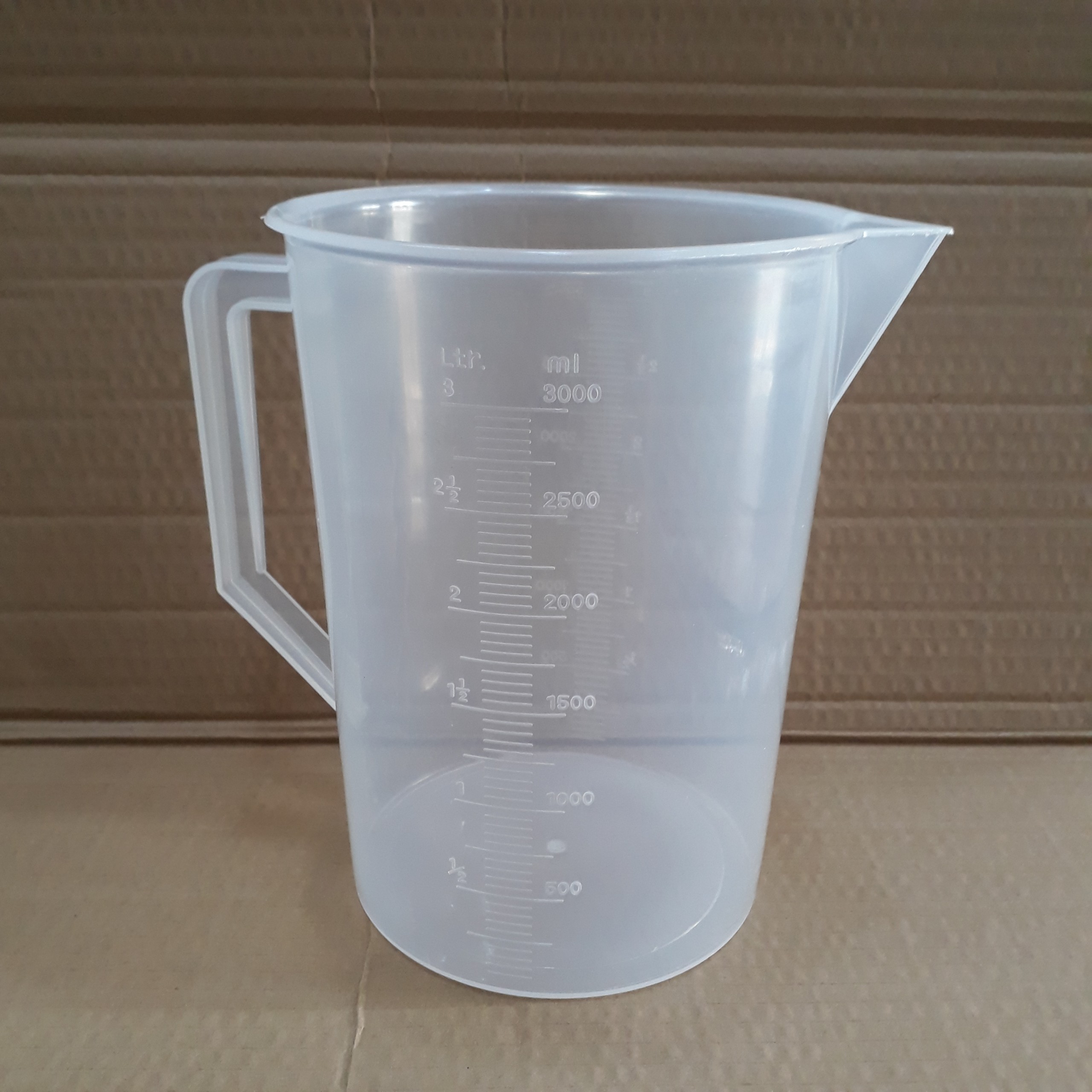Ca đong nhựa có vạch chia 3lit