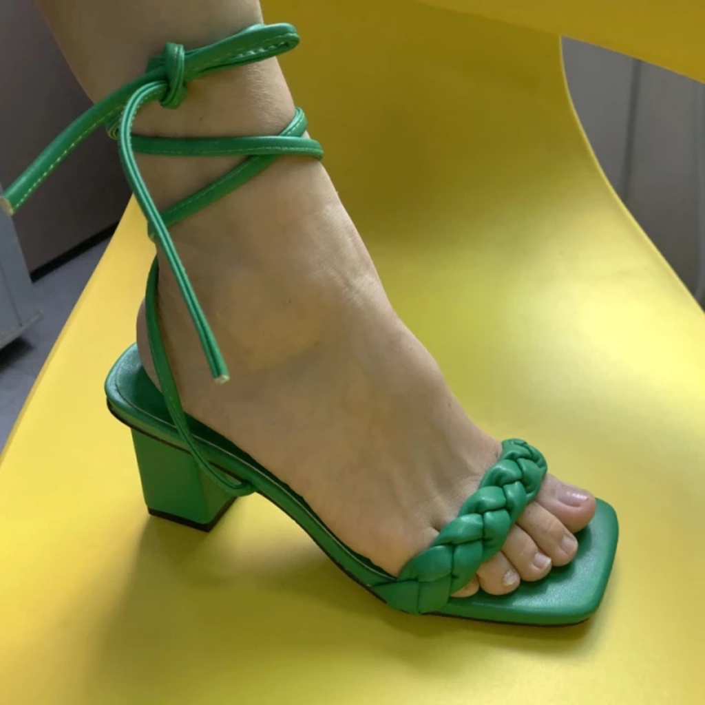 Giày sandal chiến binh quai bính RF gót 7p vuông