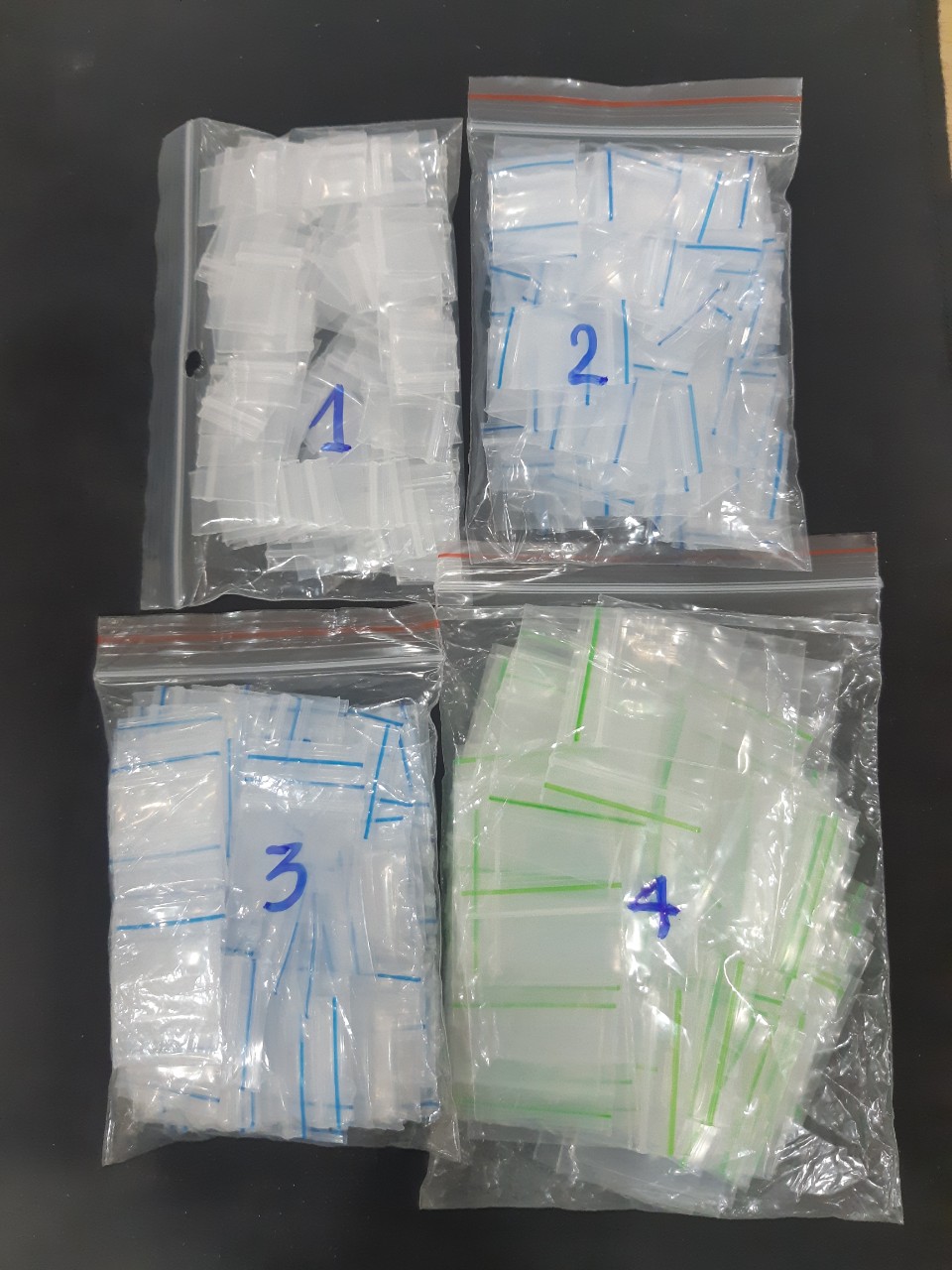 [HCM]túi zip mini  chỉ xanh số  4 (35x4cm) - 30k / 1 bịch 100c
