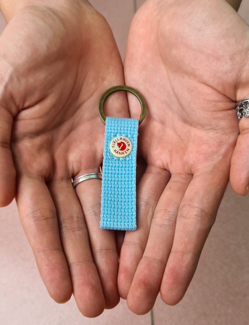 Móc đeo chìa khóa Keyring