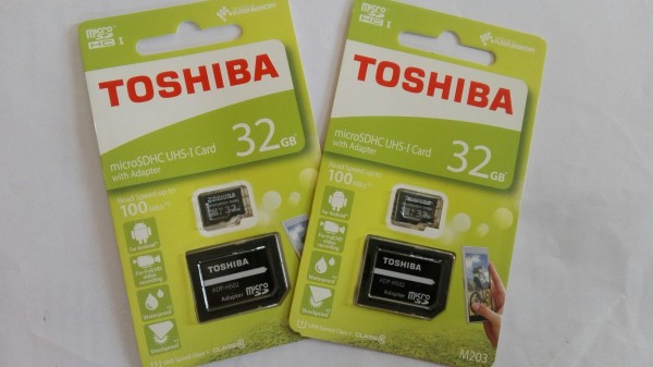 Thẻ nhớ TOSHIBA 32GB (Class 10) 100MB/s kèm Adapter