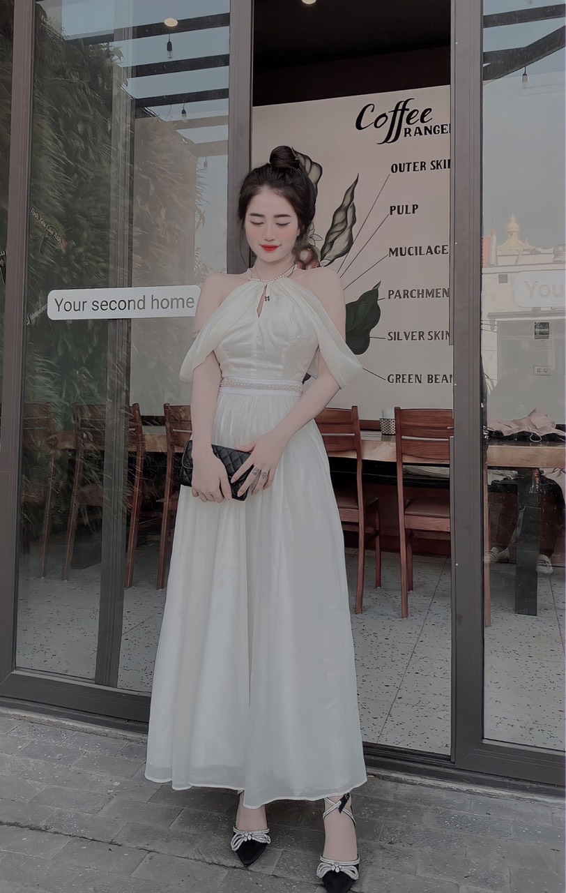 Đầm dự tiệc phủ lưới hở vai phối cườm eo cổ phong cách hàn quốc