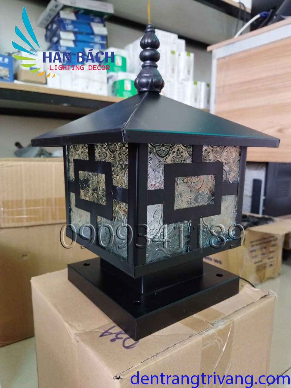 [HCM]Đèn trụ cổng: Mẫu đèn trang trí ngoài trời D200 mái trơn