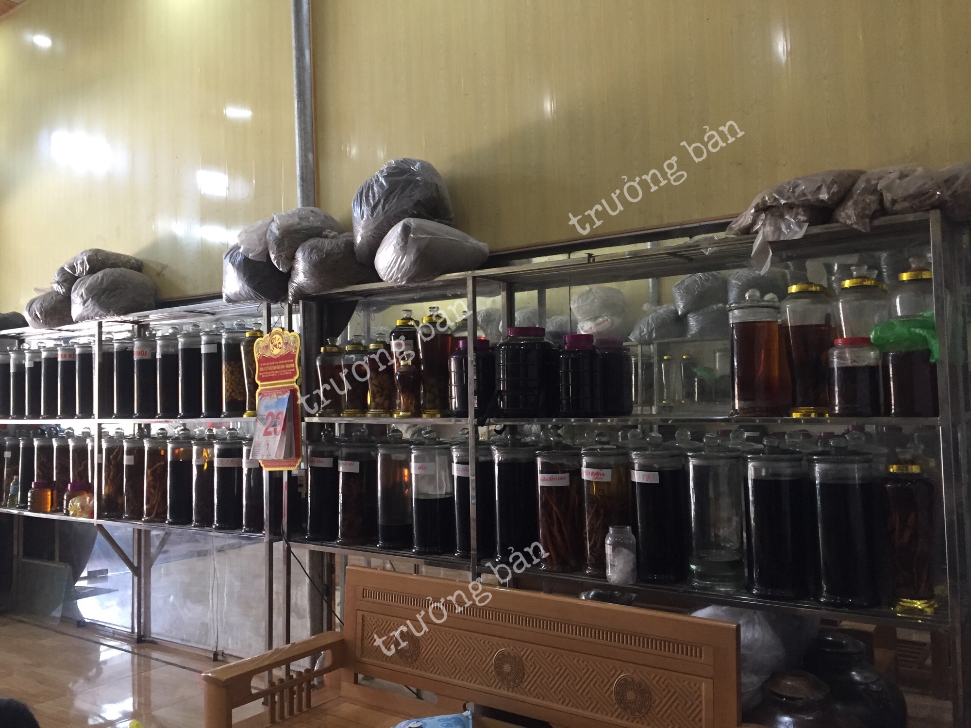 Cây Xạ Đen Hoà Bình Khô ( Túi 1kg)