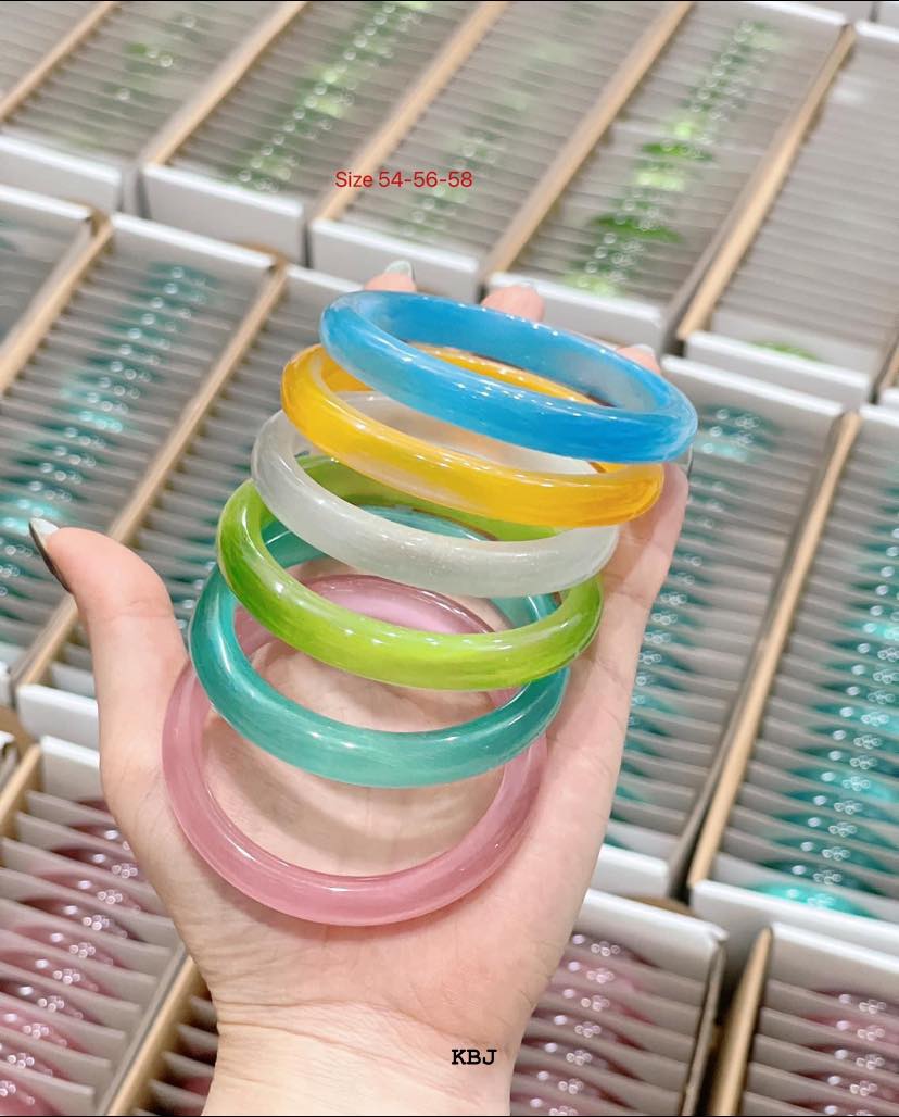 Vòng tay đá mắt mèo nguyên khối