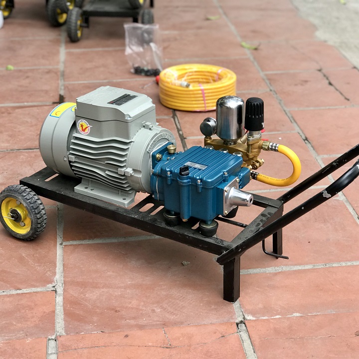 Máy Rửa Xe 2200W Amax AMG28DT