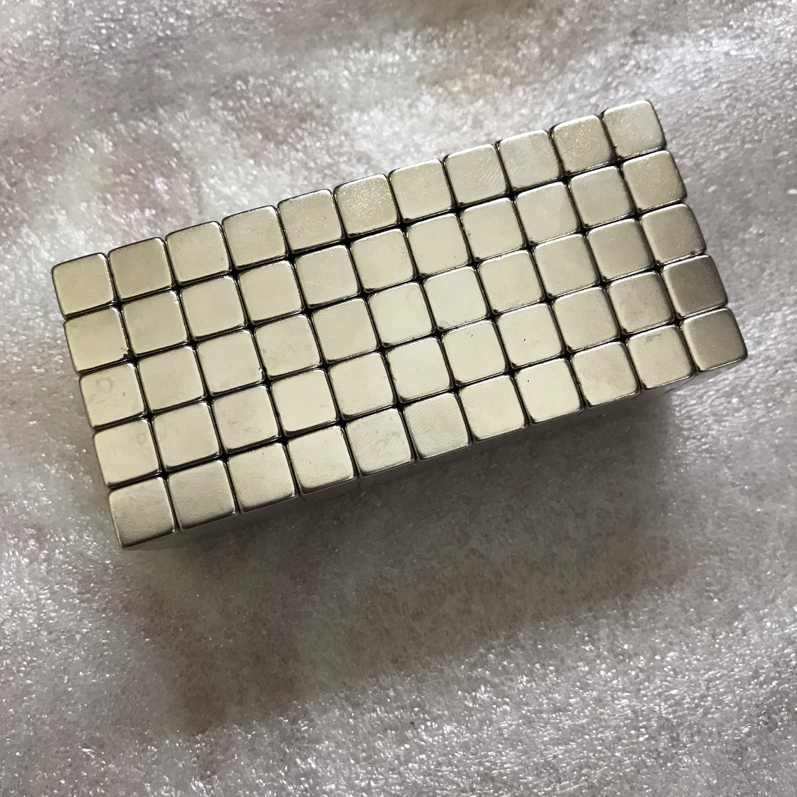 NAM CHÂM ĐẤT HIẾM 10 X10 X 10MM HÌNH VUÔNG