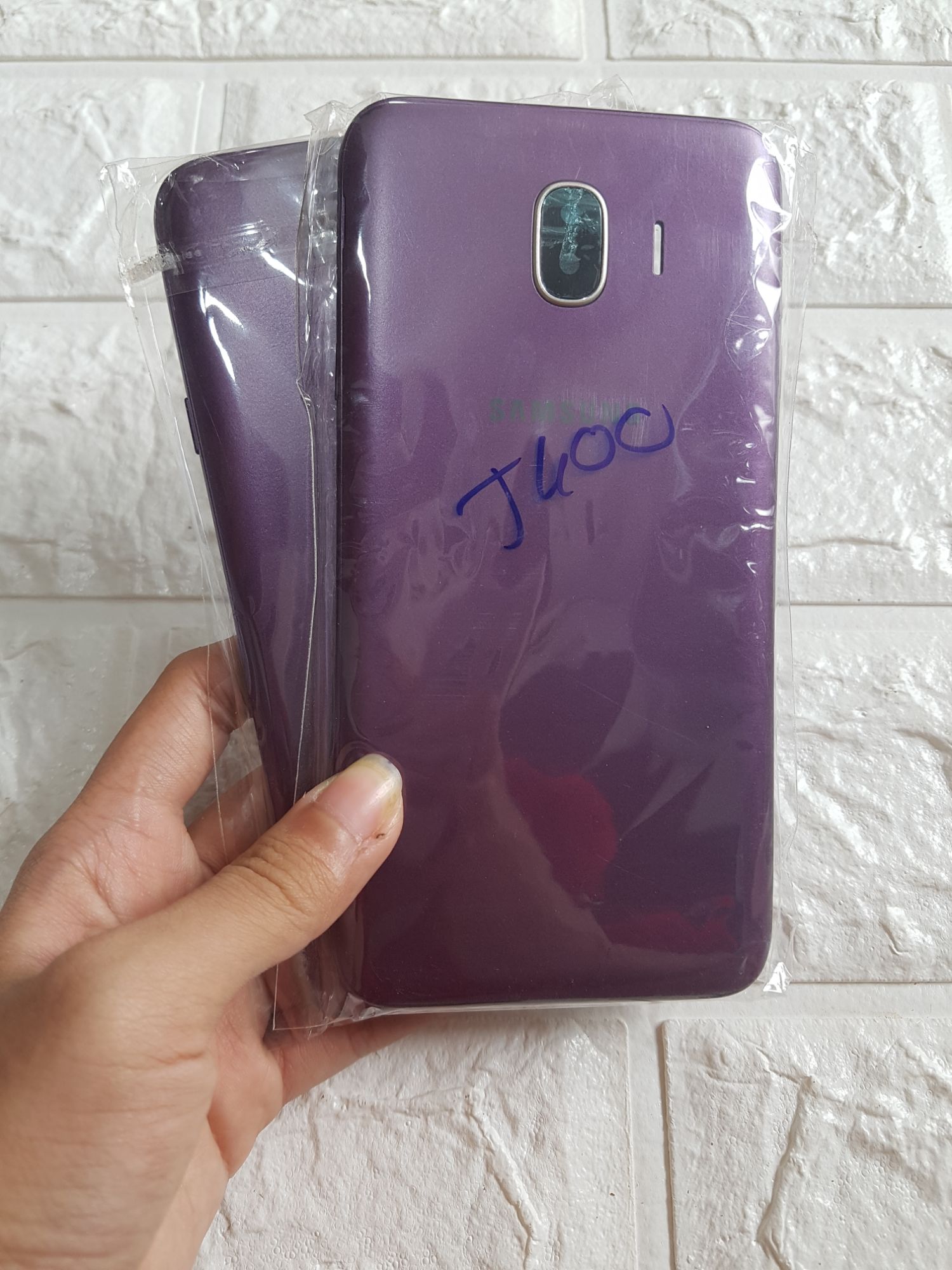 Bộ Vỏ + Sườn Samsung Galaxy J4 (J400)