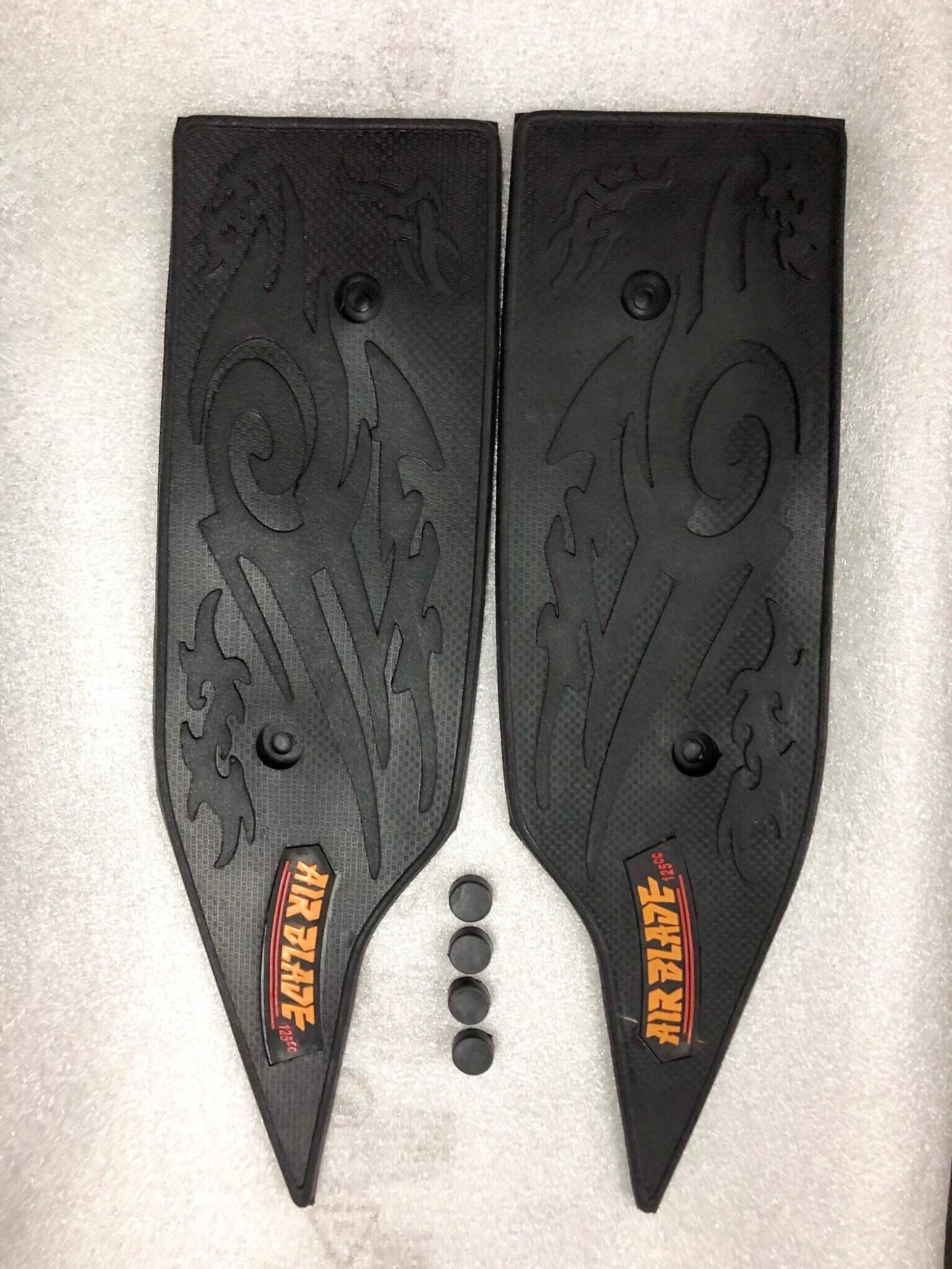 THẢM LÓT CHÂN AIR BLADE 2013-2015 BẰNG CAO SU