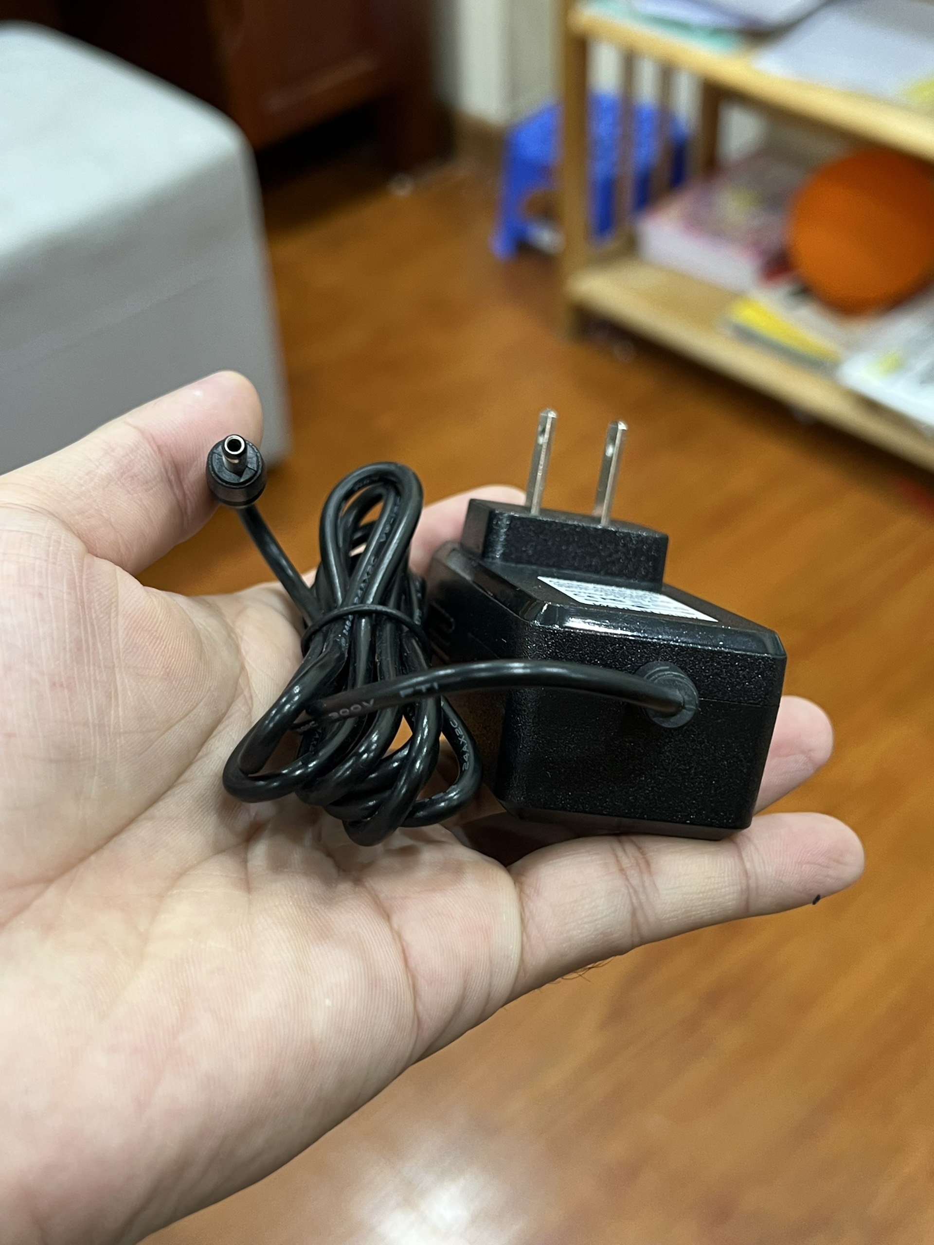 Sạc nguồn máy POs Pax S90 9V 1A