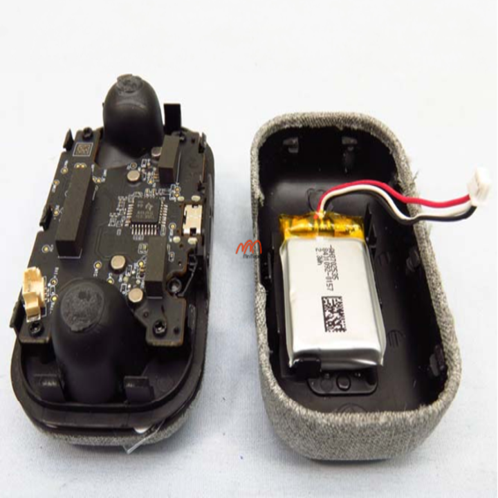 Thay pin tai nghe Momentum True Wireless 2
