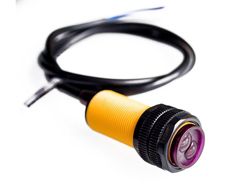 Cảm biến tiệm cận hồng ngoại E18-D80NK