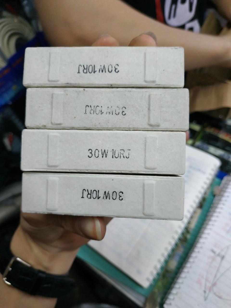 COM BO 5 CHIẾC TRỞ SỨ 30W 15OHM