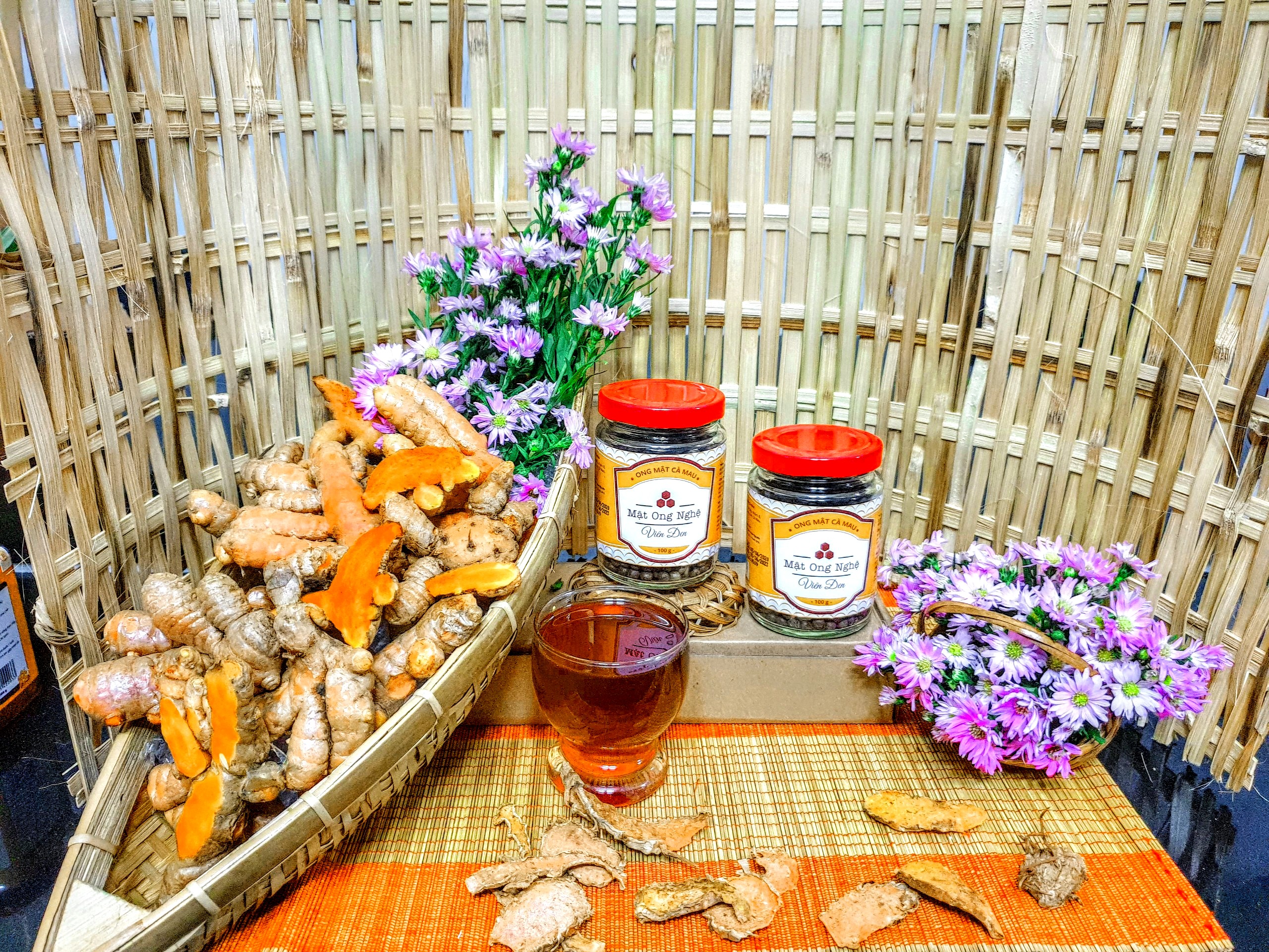 Mật Ong Nghệ Viên Đen 100gr