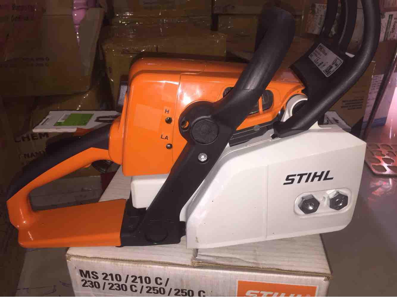 Máy cưa xích chạy xăng Stihl MS 210