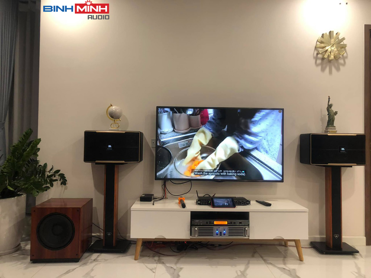 Chân loa Bookshelf gỗ Venza BM 90