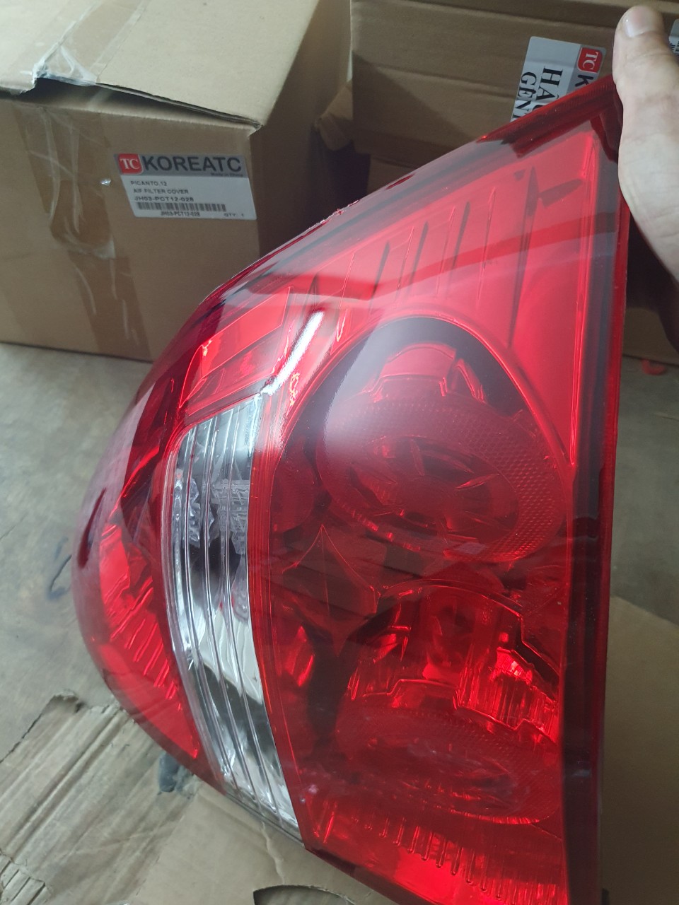 Đèn hậu Daewoo Gentra - Chevrolet Aveo