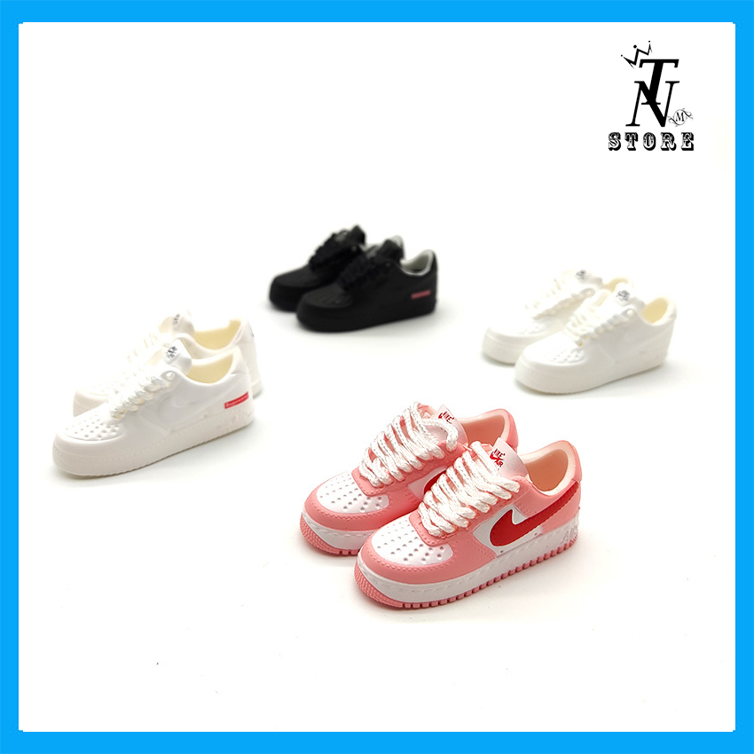 Móc khóa giày sneaker cổ thấp Air Jordan 3D tỷ lệ 1:6