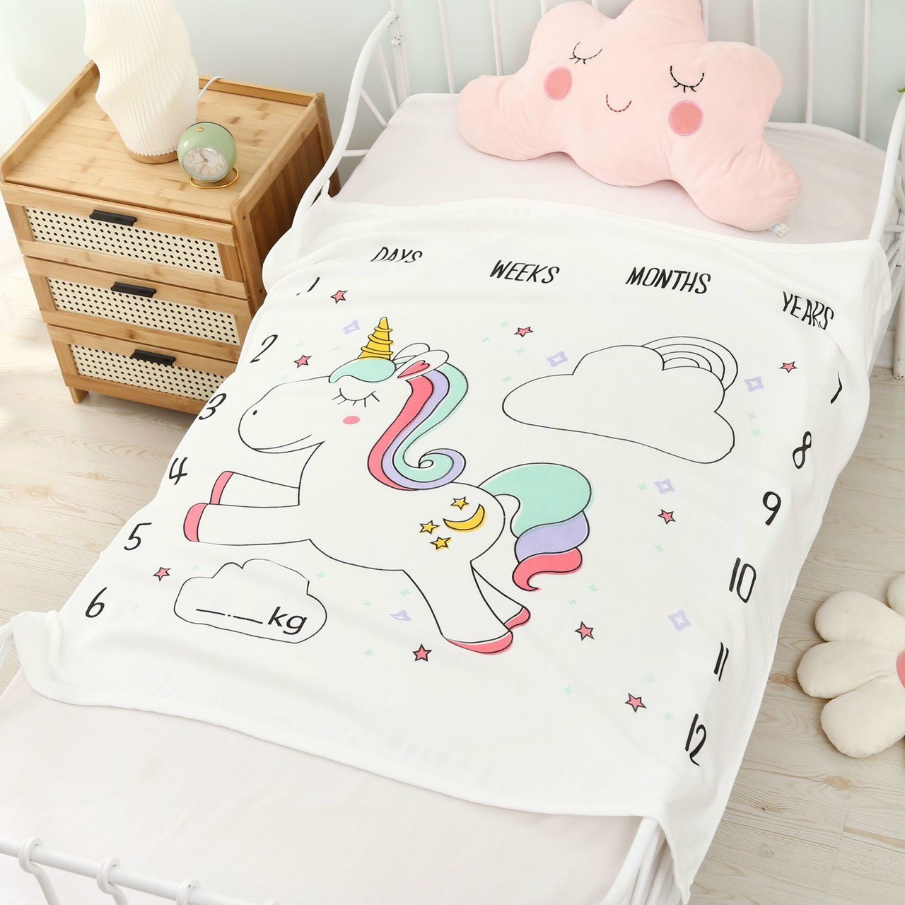 Chăn mền Lụa siêu mềm mát cho bé 110 x 120cm