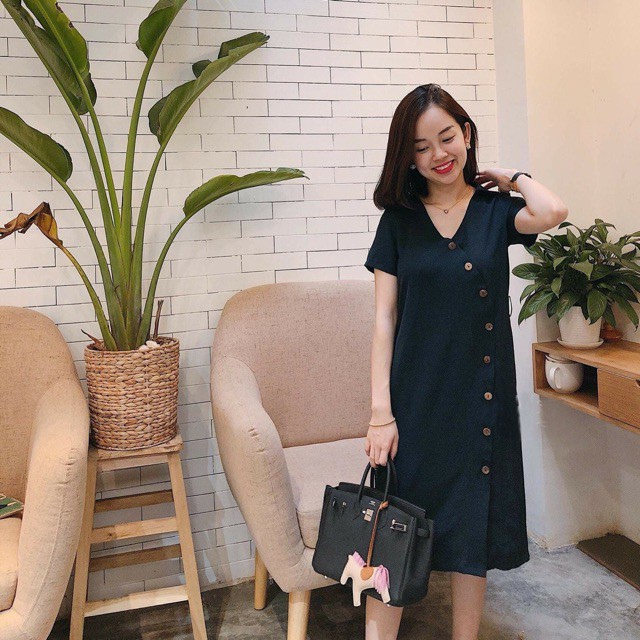Đầm xanh đen nút xéo